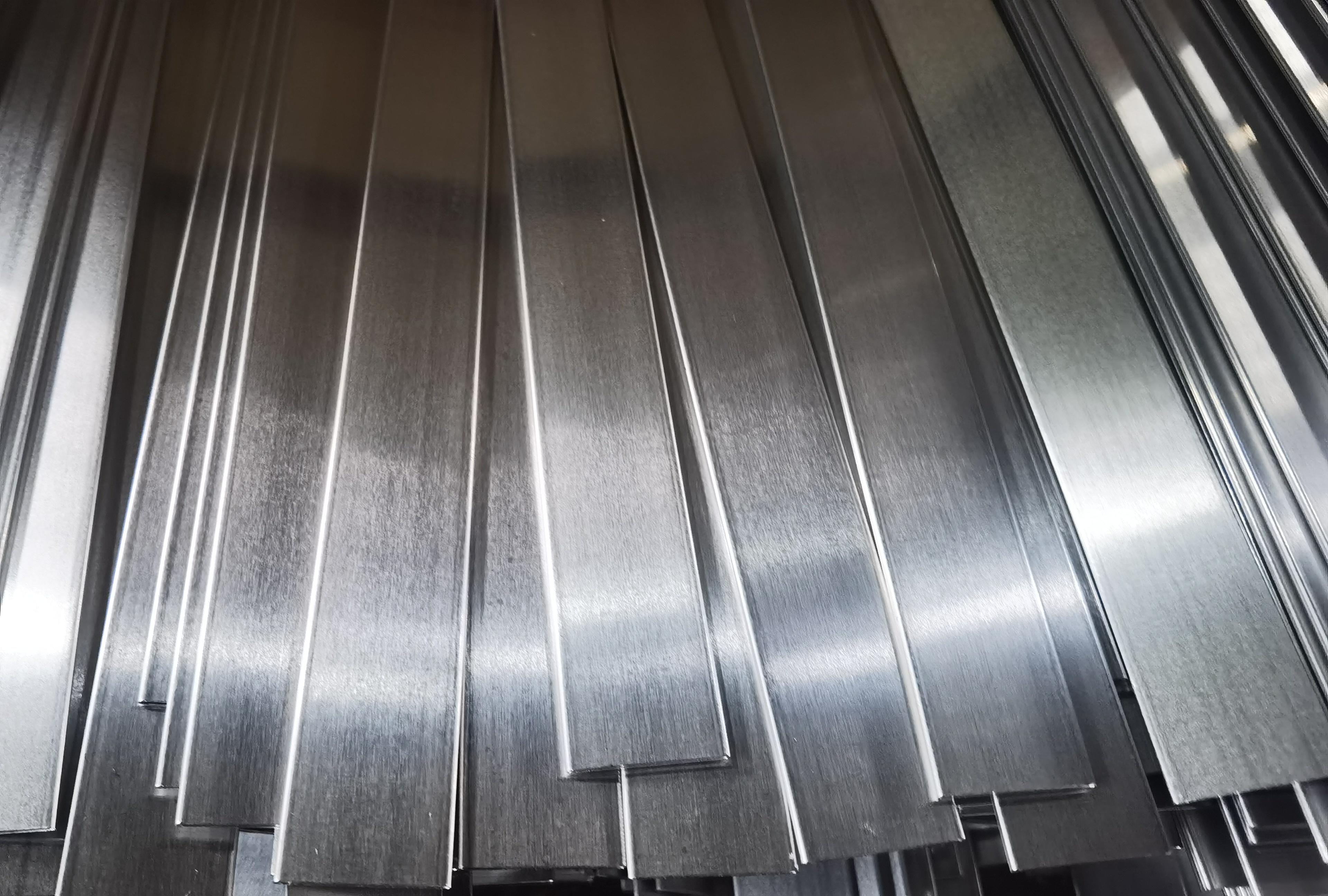 Pourquoi les tubes en aluminium 3003 sont-ils indispensables pour les composants de véhicules à énergie nouvelle ?