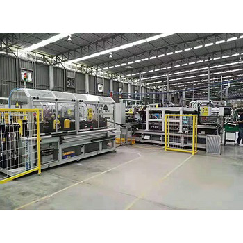Machine d'assemblage automatique de noyau